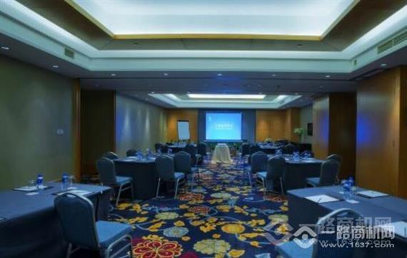 世纪泰豪大酒店