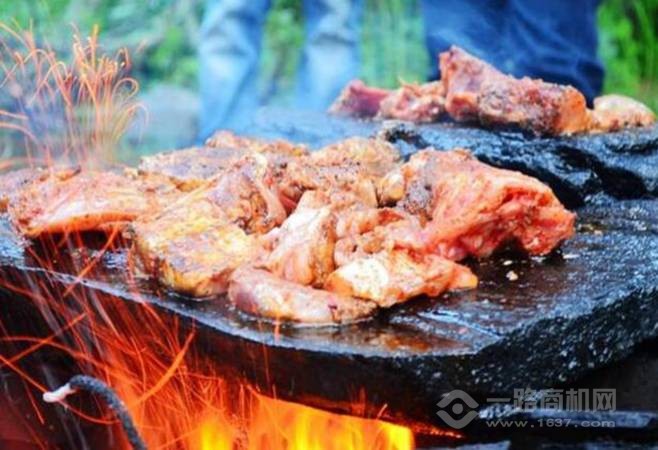 猪的故事石板烤肉