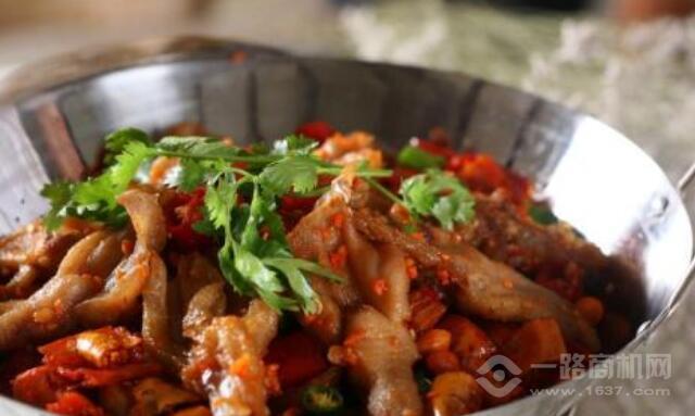 鴨掌門特色火鍋加盟