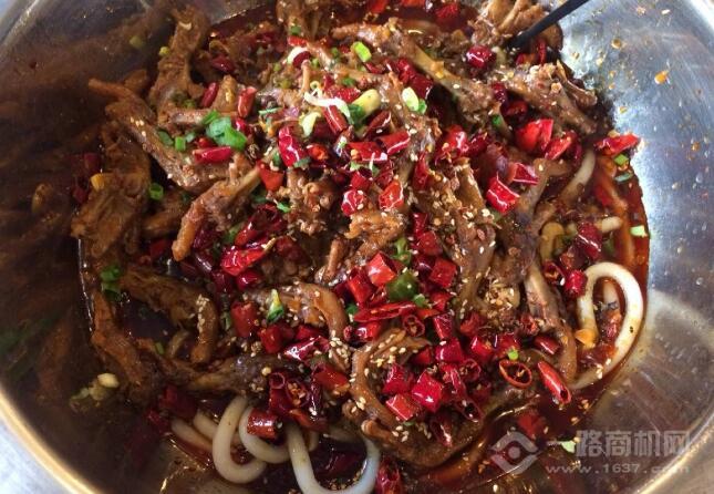 鴨掌門特色火鍋