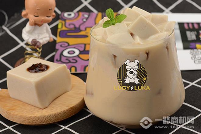 露西卢卡电竞潮饮吧 露西卢卡电竞潮饮吧