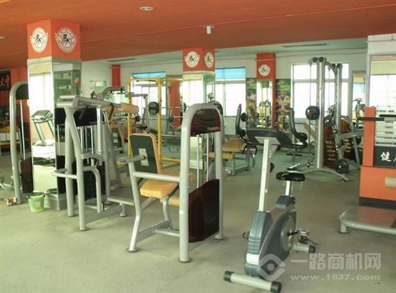 黑骏马健身俱乐部