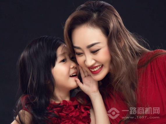 哈尼贝贝儿童摄影