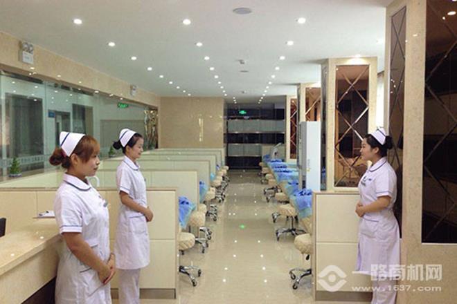 焕颜芳专业祛痘