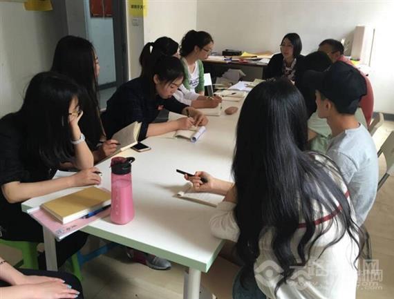 可乐菲美术学校