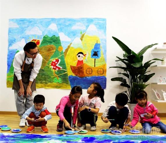 自由小艺人儿童美学艺术教育