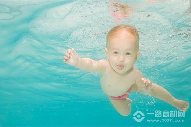 康妈贝比婴儿游泳馆