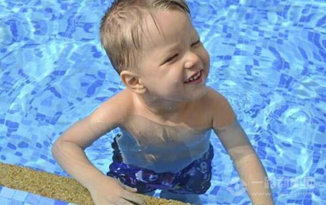 犀浦婴儿游泳馆