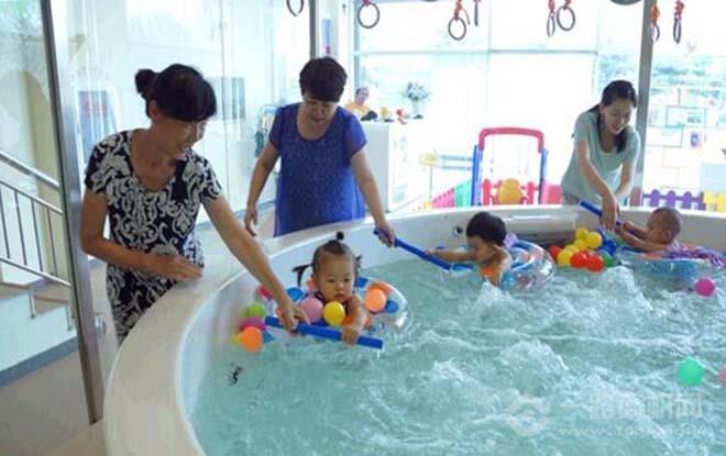 犀浦婴儿游泳馆