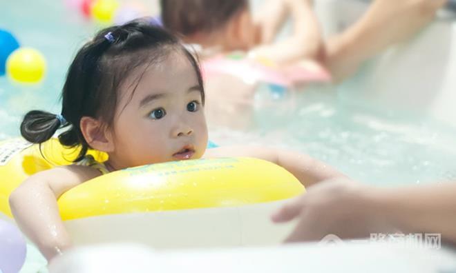 乐儿堡婴儿游泳馆 乐儿堡婴儿游泳馆