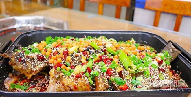 江夫漁坊巫山烤魚加盟