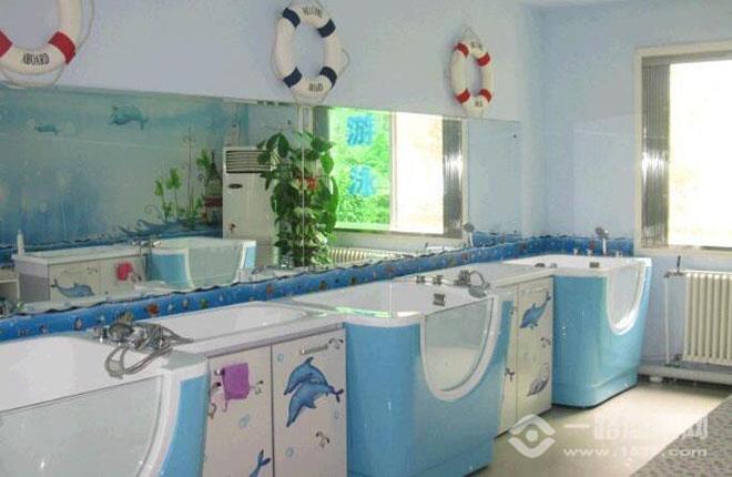 家有乖宝婴儿游泳馆