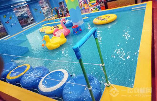 cc宝贝婴儿游泳馆