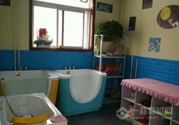 cc宝贝婴儿游泳馆