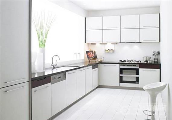 佩鲁德整体橱柜