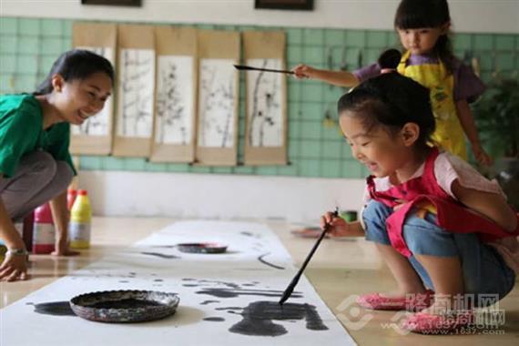 卡卡鲁少儿美术