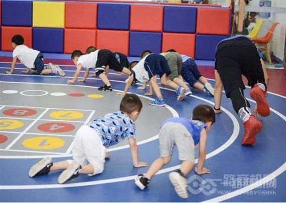乐冠军儿童运动馆