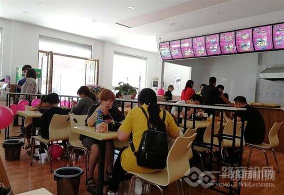 程至良千锤百炼一碗米线