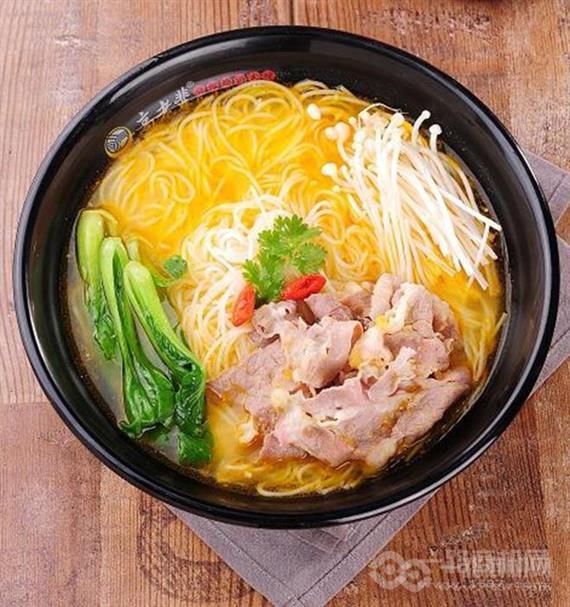 高老辈老母鸡汤米线