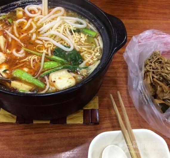 追味客骨汤米线