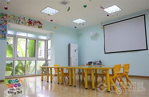 桃子树少儿美术