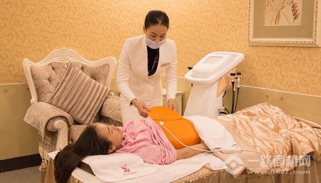 花漾俏妈产后修复管理中心加盟