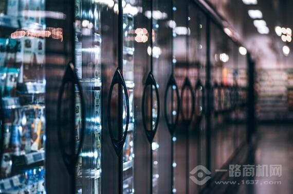 創新奇智智能貨柜