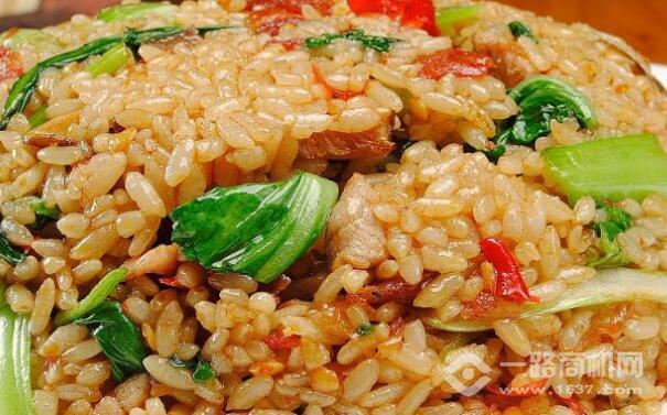 正经范儿炒饭 正经范儿炒饭