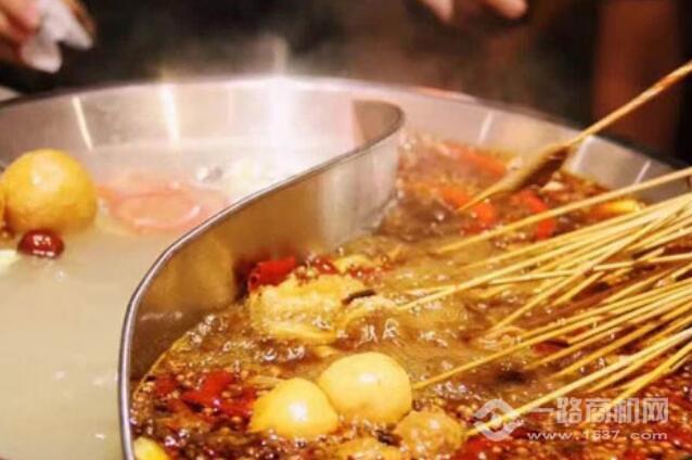 锦尝小郡肝串串火锅