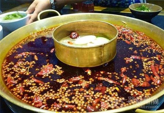 百宗老灶原味火锅