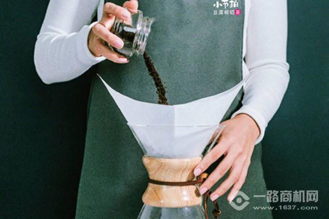 小节拍豆腐鲜奶茶加盟