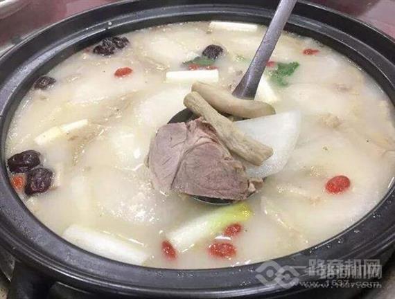 巴人炊哥养生香辣馆