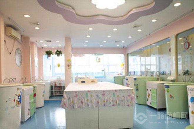 蓝博湾婴幼儿游泳馆