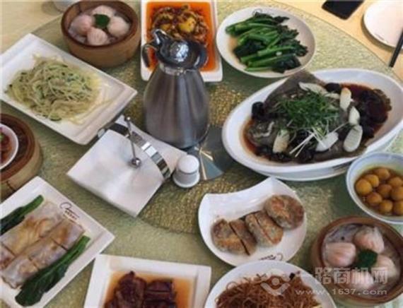 港悦茶餐厅
