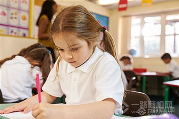 利斯瑞文少儿英语