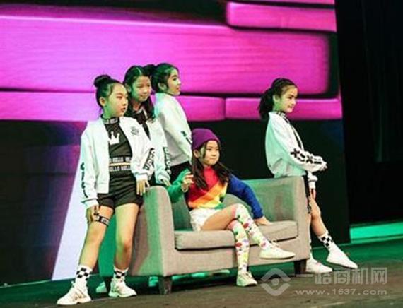 水灵子舞蹈培训