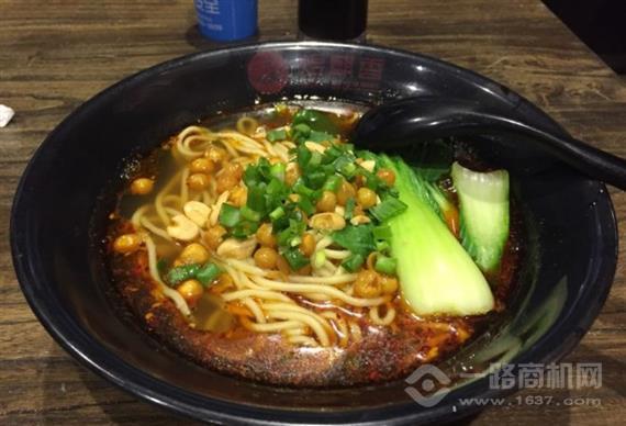 煜麒香重庆小面