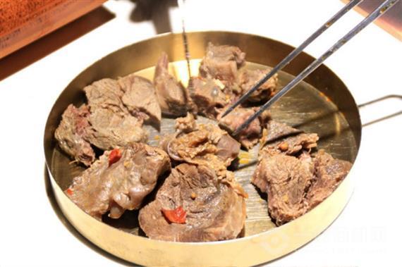 千牛刀霸气牛肉火锅