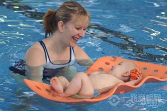 宝迪蓝国际亲子水育中心