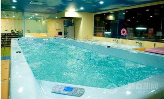 金儿乐婴儿游泳馆