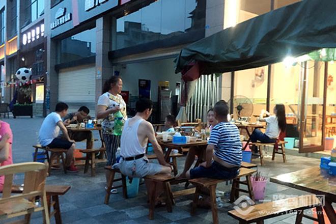 牙尖舌怪冷锅串串