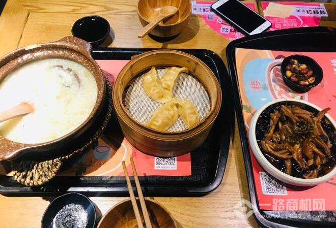 蚌蚌鲜虾粥加盟