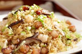 豬不戒花式鐵板炒飯