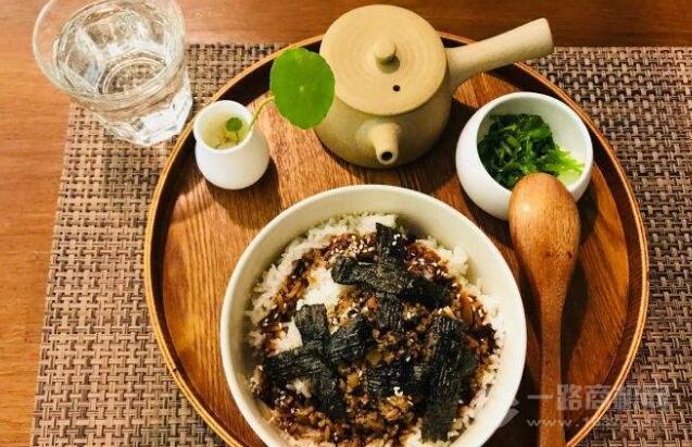 棲三茶泡飯