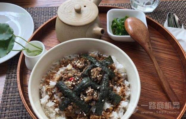 棲三茶泡飯