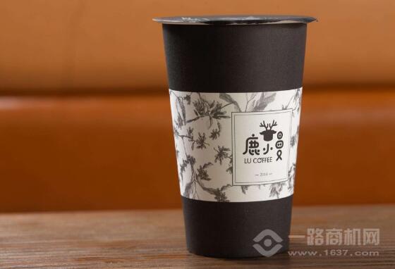 鹿小曼奶茶加盟