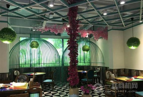 赖小花串串火锅