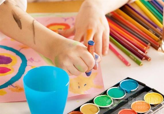 橙子少儿艺术创意中心