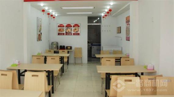 初遇尚品黄焖鸡