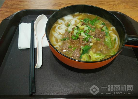 椒粉公煮手工牛肉粉